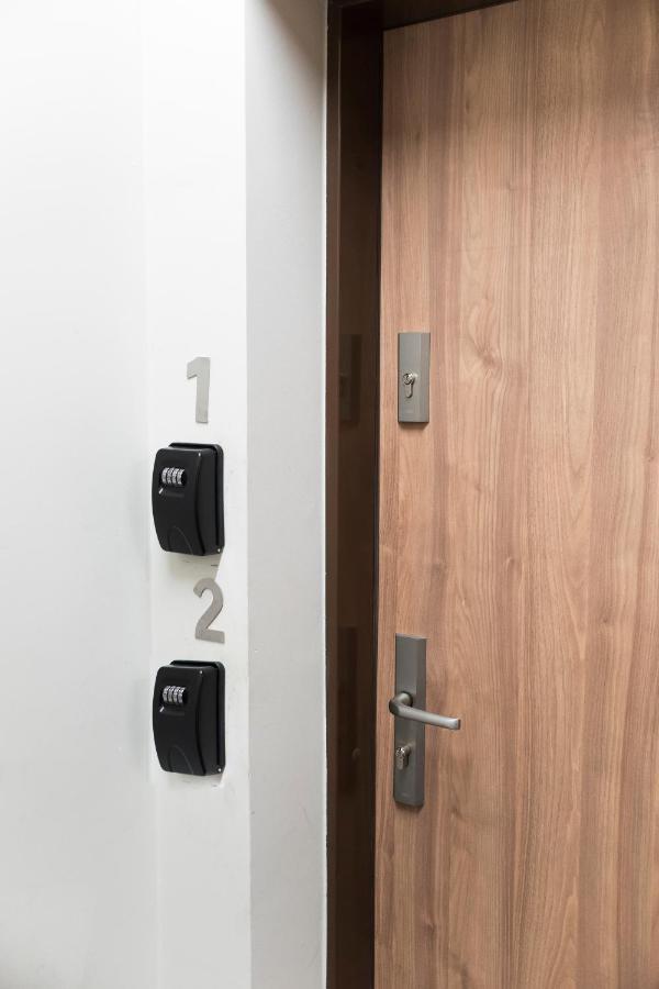 Apartament Z Ogrodkiem I Garazem พอซนาน ภายนอก รูปภาพ